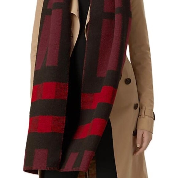 Burberry Large Wool Cashmere Knit Scarf Red Black Striped Pattern - Picture 5 of 8